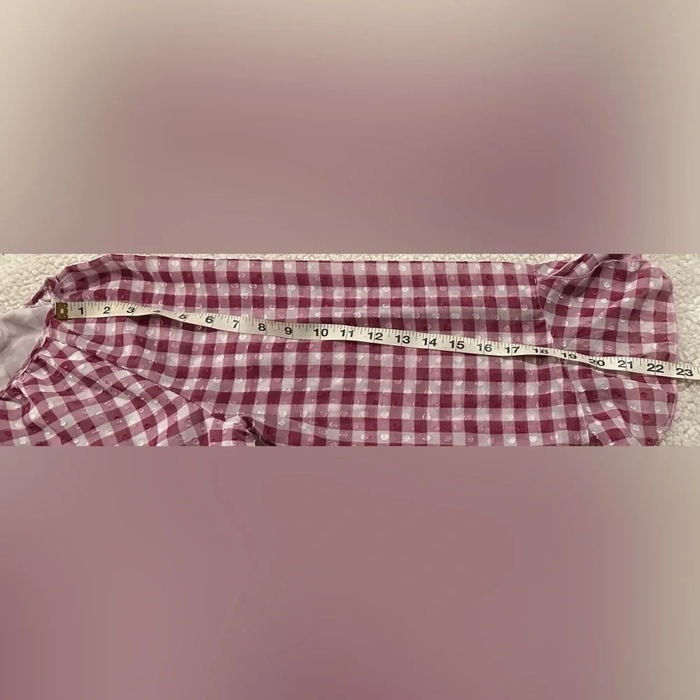 Cato Women’s Checkered Red and White Blouse with Key Hole Cut Out Size Large